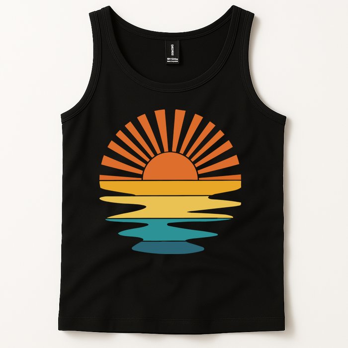 Retro Sunset Rays Wavy Vintage Retro Sunshine Sun Rays Beachy Vibes Retro Summer Tank Top
