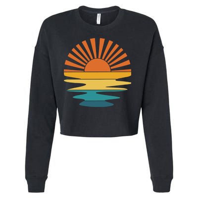 Retro Sunset Rays Wavy Vintage Retro Sunshine Sun Rays Beachy Vibes Retro Summer Cropped Pullover Crew