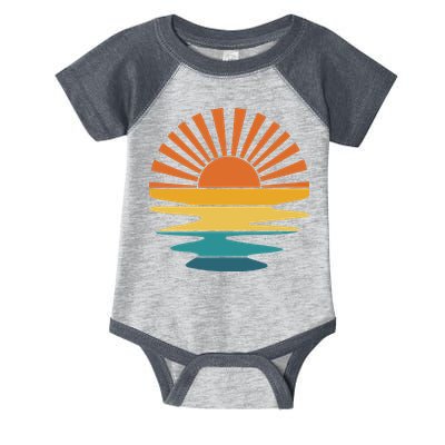 Retro Sunset Rays Wavy Vintage Retro Sunshine Sun Rays Beachy Vibes Retro Summer Infant Baby Jersey Bodysuit
