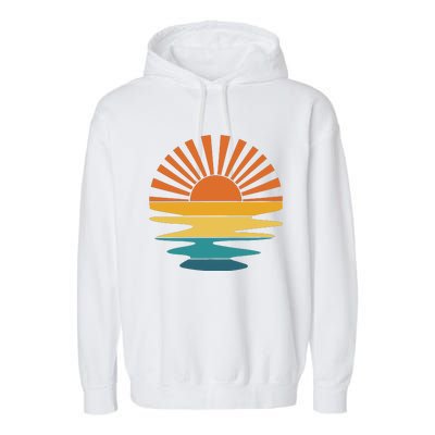 Retro Sunset Rays Wavy Vintage Retro Sunshine Sun Rays Beachy Vibes Retro Summer Garment-Dyed Fleece Hoodie