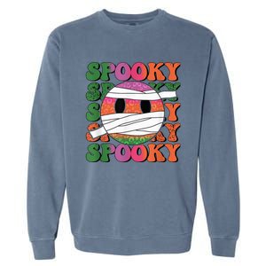 Retro spooky vibes mummy smile face halloween boo ghost Garment-Dyed Sweatshirt