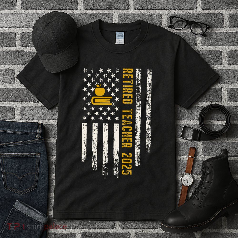Retired Teacher Class 2025 Vintage Us Flag School Retirement Tall T-Shirt