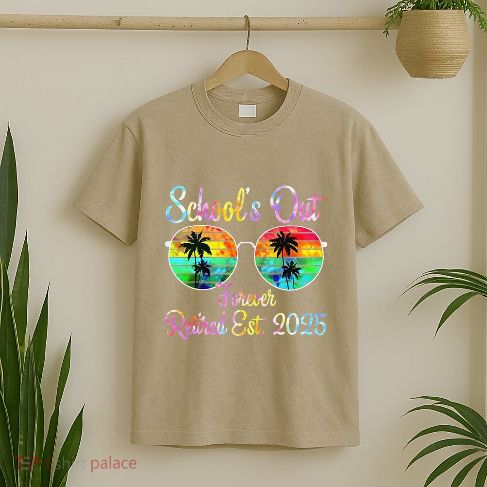 Retired Teacher Class Of 2025 Retirement School T-Shirt