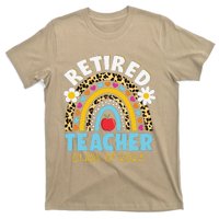 Retired Teacher Class Of 2025 Rainbow Teachers Retirement T-Shirt