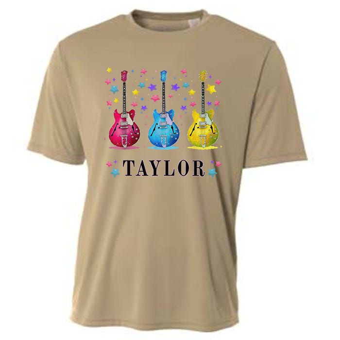 Retro Taylor First Name Personalized Groovy 80s Pin.K Cooling Performance Crew T-Shirt