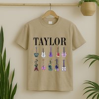 Retro Taylor First Name Personalized Groovy Birthday T-Shirt