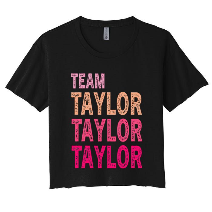 Retro T.AYLOR First Name Personalized Groovy Birthday Crop Top