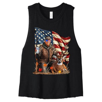 Retro Trump Hunting Deer Funny Beer Drinking Beer Hunting Gift Women's Racerback Cropped Tank