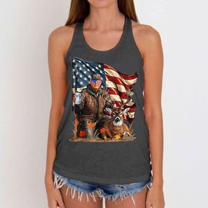 Retro Trump Hunting Deer Funny Beer Drinking Beer Hunting Gift Women's Knotted Racerback Tank