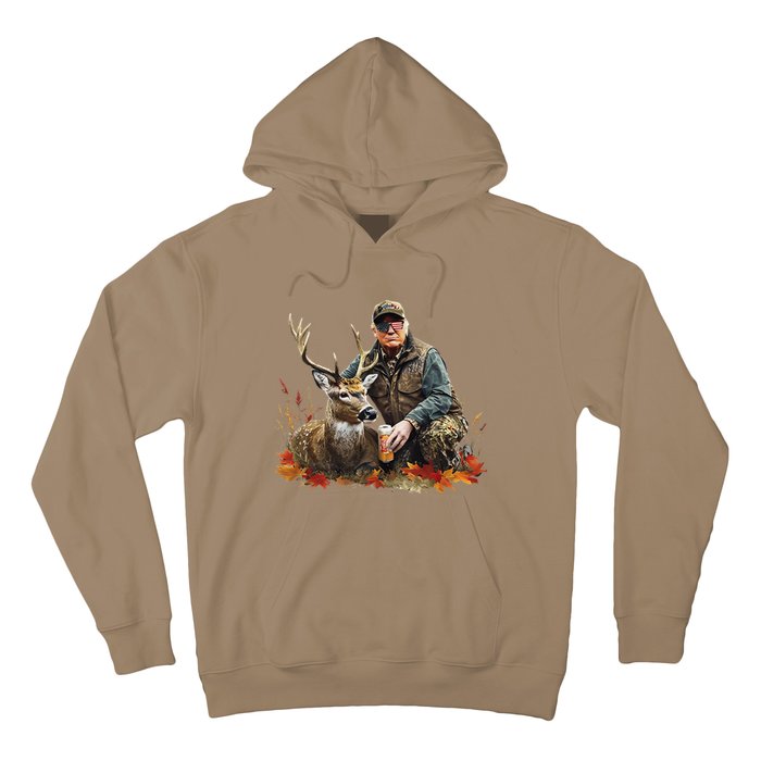 Retro Trump Hunting Deer Funny Reindeer Drinking Beer Hoodie