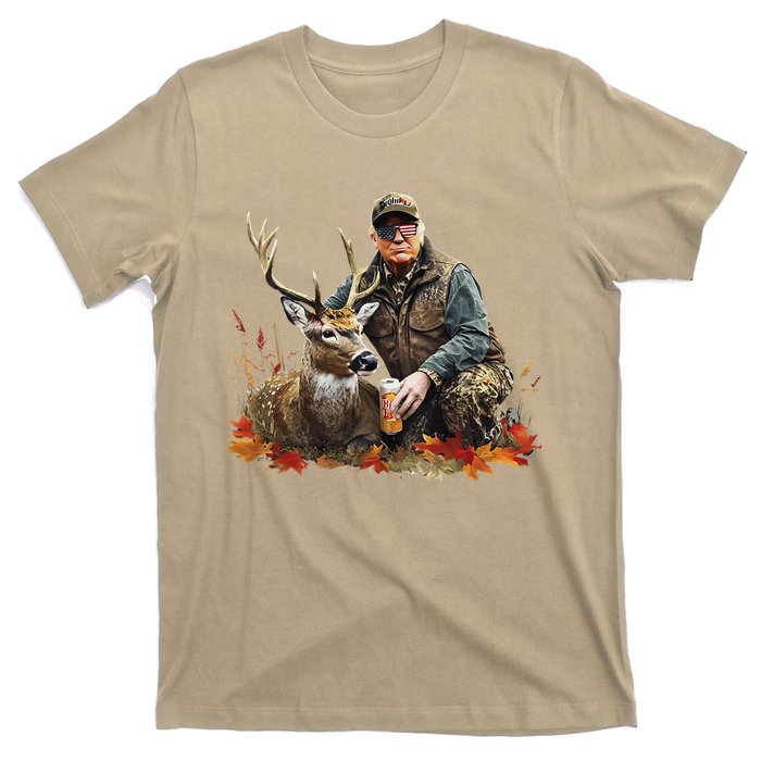 Retro Trump Hunting Deer Funny Reindeer Drinking Beer T-Shirt