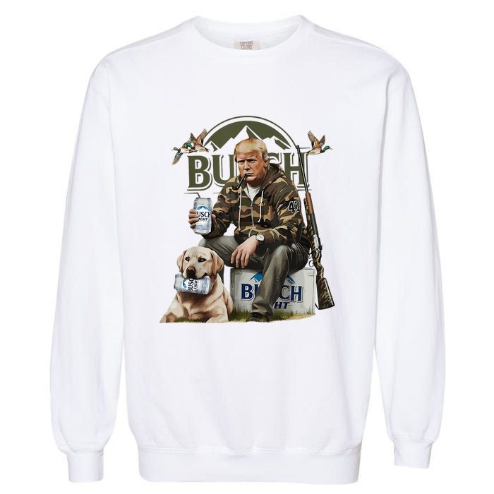 Retro Trump Hunting Deer Funny Beer Drinking Beer Hunting Garment-Dyed Sweatshirt