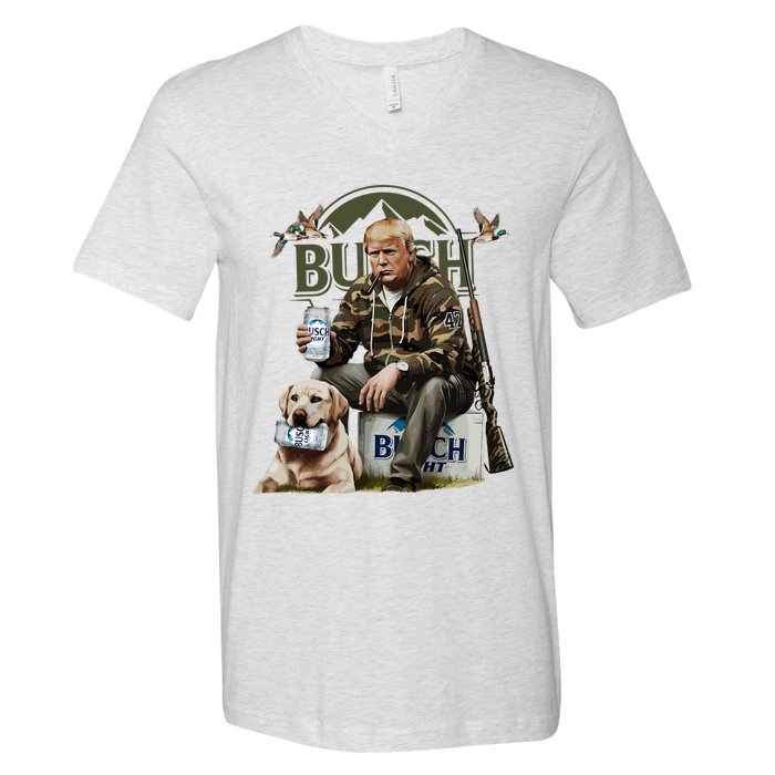 Retro Trump Hunting Deer Funny Beer Drinking Beer Hunting V-Neck T-Shirt