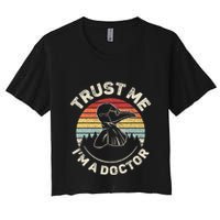 Retro Trust Me IM A Doctor Plague Women's Crop Top Tee