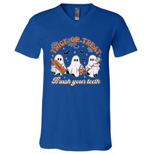 Retro Trick Or Treat Brush Your Teeth Scary Groovy Halloween Gift V-Neck T-Shirt