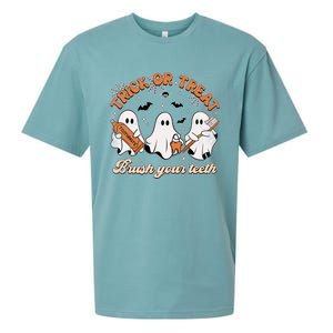 Retro Trick Or Treat Brush Your Teeth Scary Groovy Halloween Gift Sueded Cloud Jersey T-Shirt