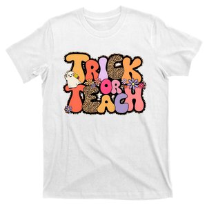 Retro Trick Or Teach Teacher Halloween T-Shirt