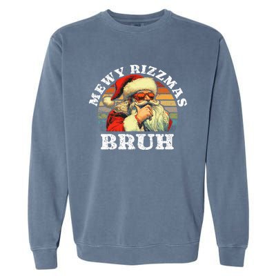 Rizz The Season Bruh. Mewy Funny Joke Rizz Christmas Garment-Dyed Sweatshirt