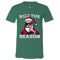 Rizz The Season Funny Santa Joke White Elephant Christmas V-Neck T-Shirt