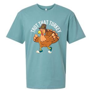 Runners Trot That Turkey Thanksgiving Cool Gift Running Marathon Gift Sueded Cloud Jersey T-Shirt