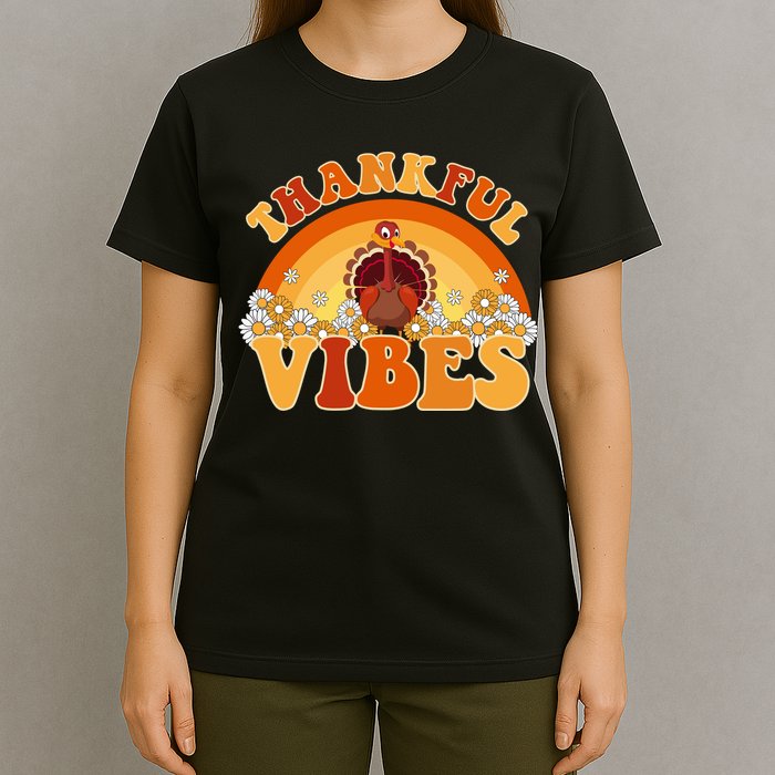 Retro Thanksgiving Thankful Vibes Turkey Sunset T-Shirt