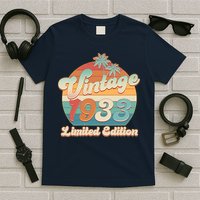 Retro Tropical Vintage 1933 Limited Edition 90th Birthday T-Shirt