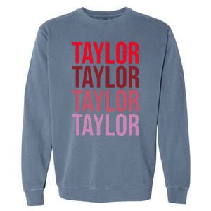 Retro Taylor Wordmark Pattern I Love Taylor Garment-Dyed Sweatshirt