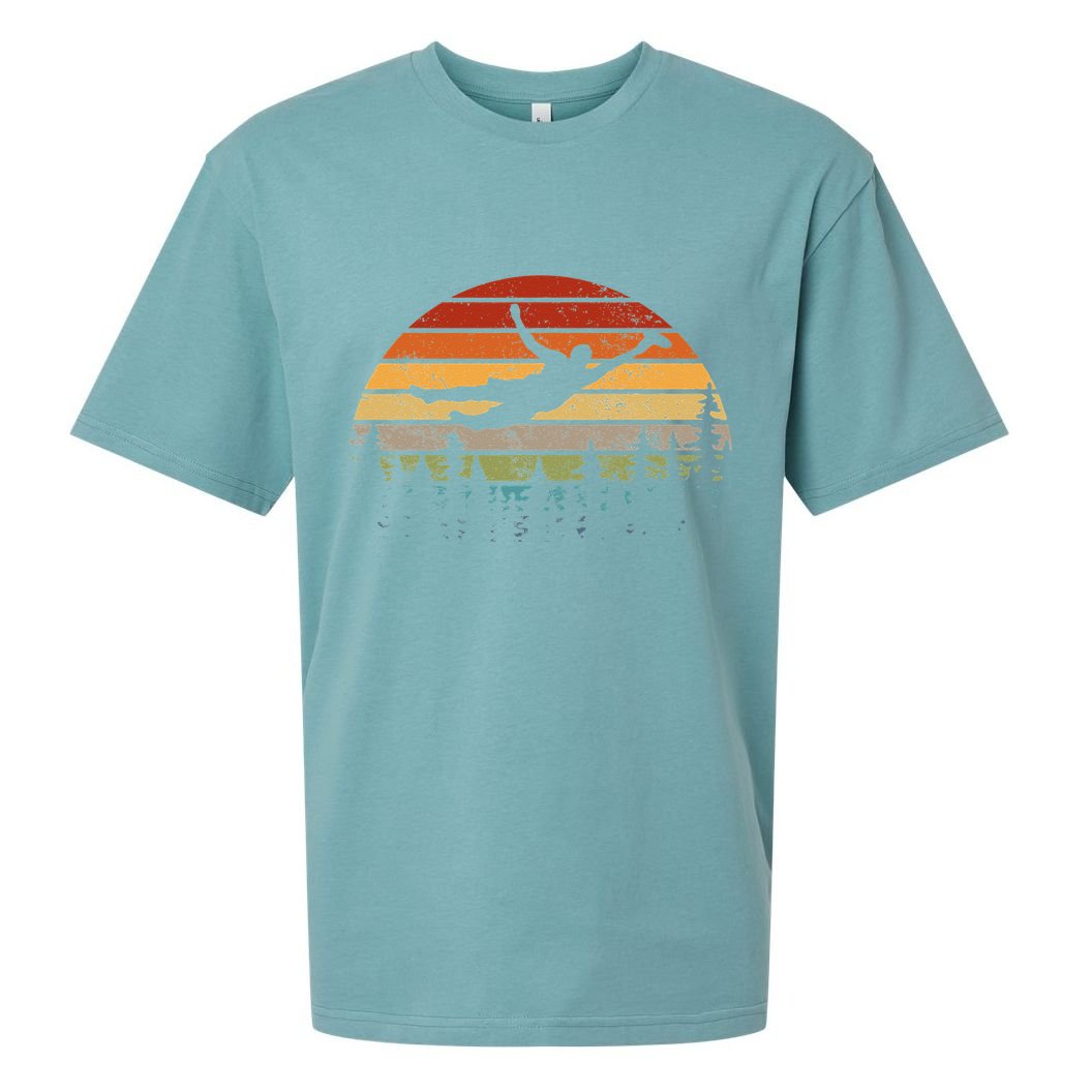 Retro Ultimate Frisbee Player Men Women Vintage Flying Disc Sueded Cloud Jersey T-Shirt