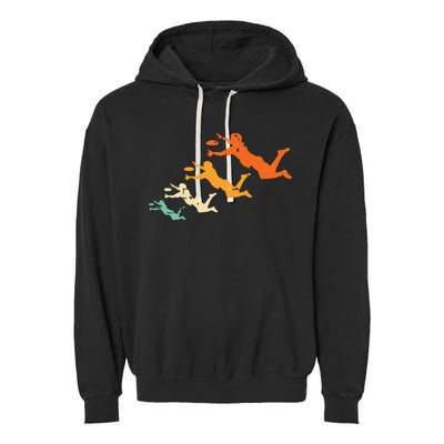 Retro Ultimate Frisbee Player Vintage Disc Ultimate Frisbee Garment-Dyed Fleece Hoodie