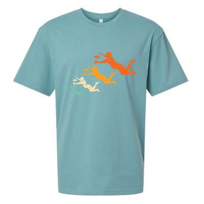 Retro Ultimate Frisbee Player Vintage Disc Ultimate Frisbee Sueded Cloud Jersey T-Shirt