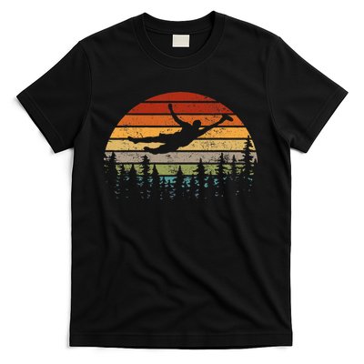 Retro Ultimate Frisbee Player Women Vintage Flying Disc T-Shirt