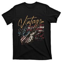 Retro USA Flag Guitar 4th of July Patriotic Guitarist T-Shirt