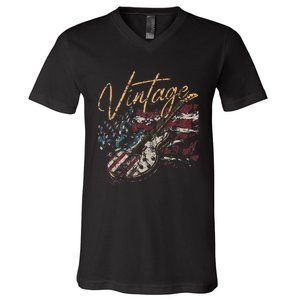 Retro USA Flag Guitar 4th of July Patriotic Guitarist V-Neck T-Shirt