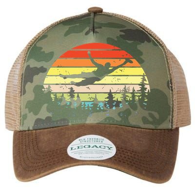 Retro Ultimate Frisbee Player Vintage Flying Disc Legacy Tie Dye Trucker Hat