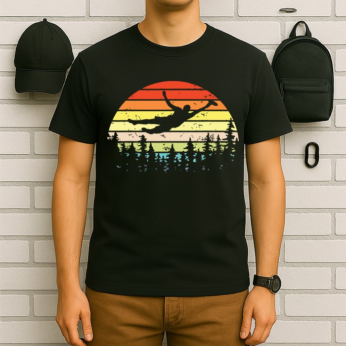 Retro Ultimate Frisbee Player Vintage Flying Disc T-Shirt