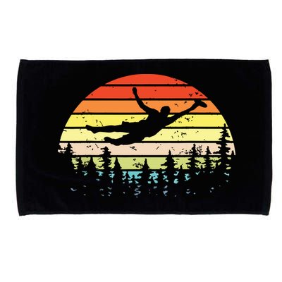 Retro Ultimate Frisbee Player Vintage Flying Disc Microfiber Hand Towel