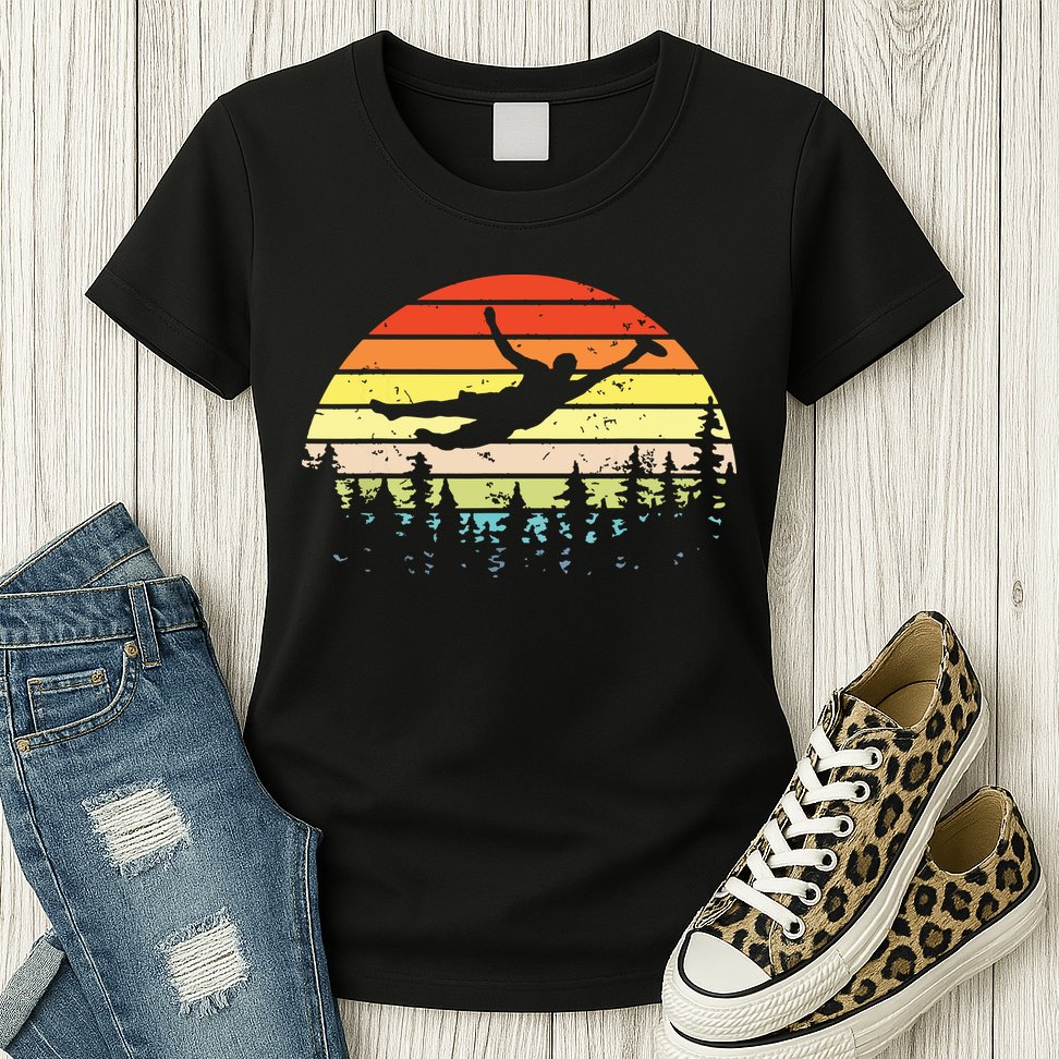 Retro Ultimate Frisbee Player Vintage Flying Disc Womens T-Shirt