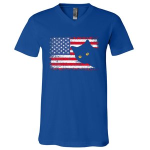 Retro USA Patriotic American Flag US Cat V-Neck T-Shirt