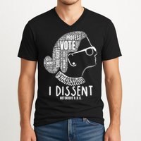 Ruth Bader Ginsburg I Dissent Notorious RBG Tribute Quotes V-Neck T-Shirt