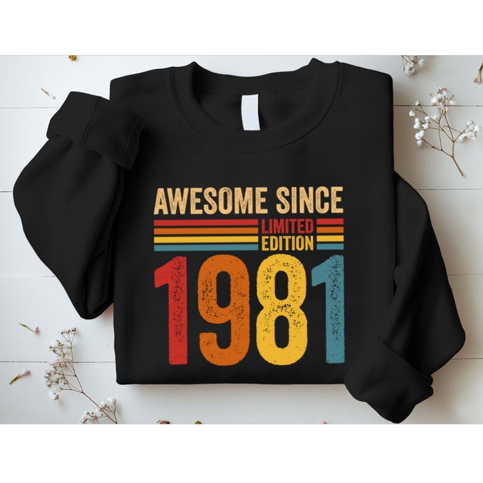 Retro Vintage Awesome Since 1981 Limited Edition Sweatshirt
