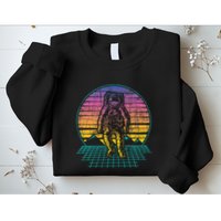 Retro Vintage Astronaut Spaceman Universe Planets Galaxy Sweatshirt