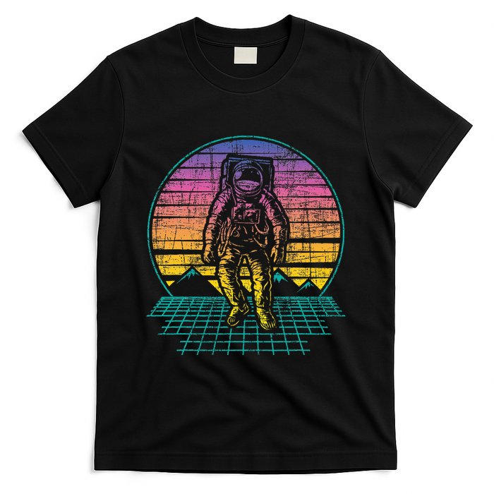Retro Vintage Astronaut Spaceman Universe Planets Galaxy T-Shirt