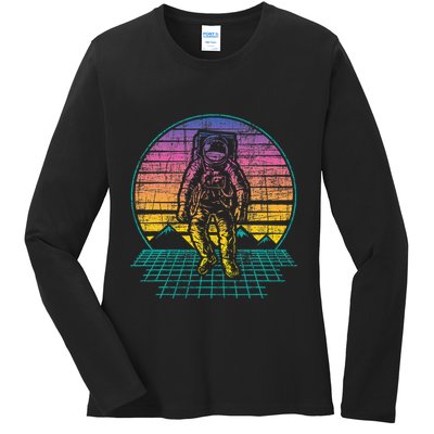 Retro Vintage Astronaut Spaceman Universe Planets Galaxy Ladies Long Sleeve Shirt