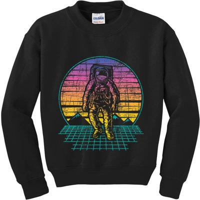 Retro Vintage Astronaut Spaceman Universe Planets Galaxy Kids Sweatshirt