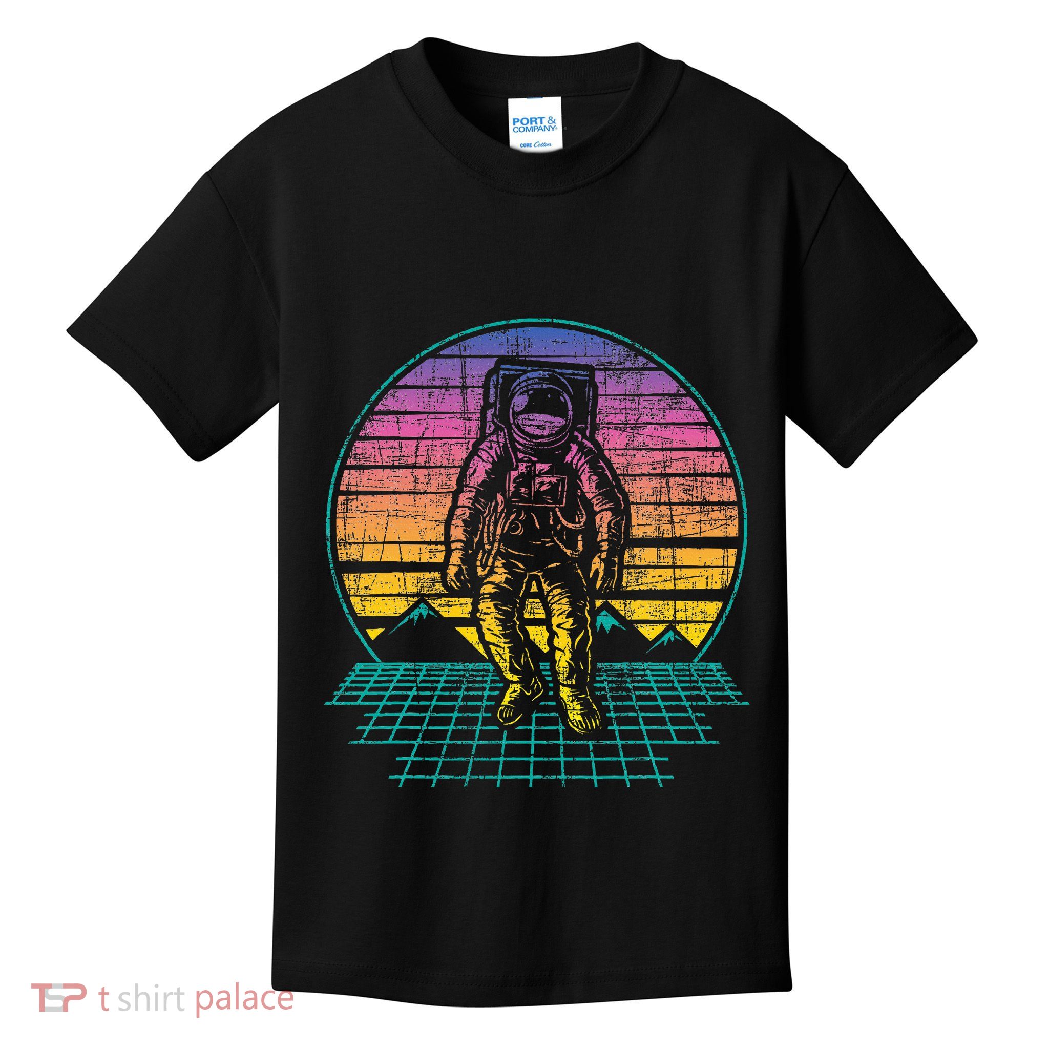 Retro Vintage Astronaut Spaceman Universe Planets Galaxy Kids T-Shirt