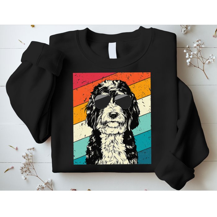 Retro Vintage Bernedoodle With Sunglasses Dog Lovers Sweatshirt
