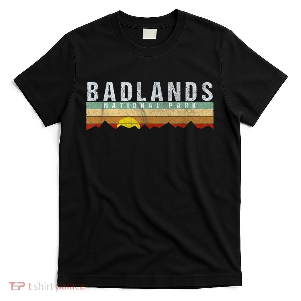 Retro Vintage Badlands National Park T-Shirt