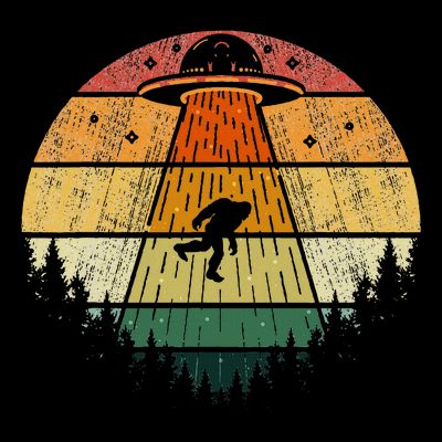 Retro Vintage Bigfoot Ufo Abduction Funny Sasquatch Aliens T-Shirt