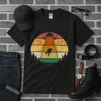 Retro Vintage Bigfoot Ufo Abduction Funny Sasquatch Aliens Tall T-Shirt