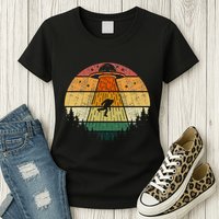 Retro Vintage Bigfoot Ufo Abduction Funny Sasquatch Aliens Womens T-Shirt